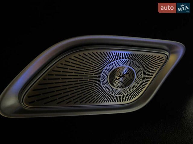 Черный Мерседес С Класс, объемом двигателя 3.98 л и пробегом 23 тыс. км за 185000 $, фото 66 на Automoto.ua