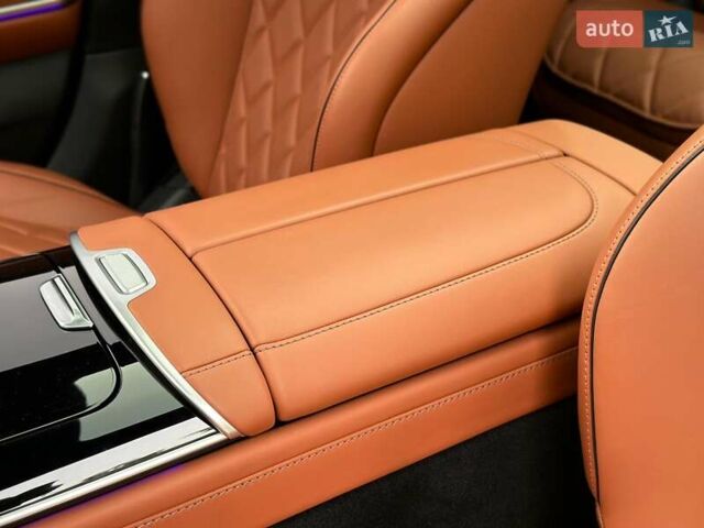 Черный Мерседес С Класс, объемом двигателя 3.98 л и пробегом 44 тыс. км за 139900 $, фото 51 на Automoto.ua