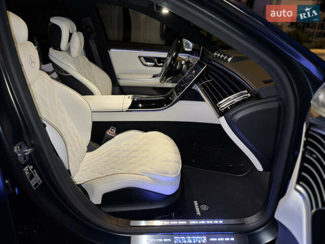 Черный Мерседес С Класс, объемом двигателя 3.98 л и пробегом 23 тыс. км за 185000 $, фото 26 на Automoto.ua