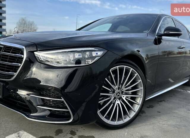 Черный Мерседес С Класс, объемом двигателя 2.93 л и пробегом 7 тыс. км за 139900 $, фото 5 на Automoto.ua