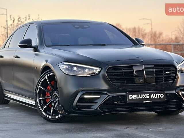 Черный Мерседес С Класс, объемом двигателя 3.98 л и пробегом 25 тыс. км за 180000 $, фото 19 на Automoto.ua