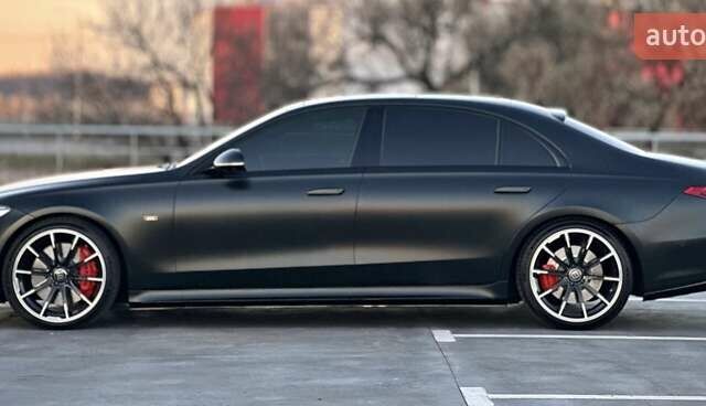 Черный Мерседес С Класс, объемом двигателя 3.98 л и пробегом 25 тыс. км за 180000 $, фото 1 на Automoto.ua