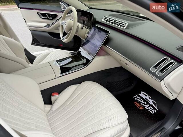 Черный Мерседес С Класс, объемом двигателя 3 л и пробегом 37 тыс. км за 120000 $, фото 33 на Automoto.ua