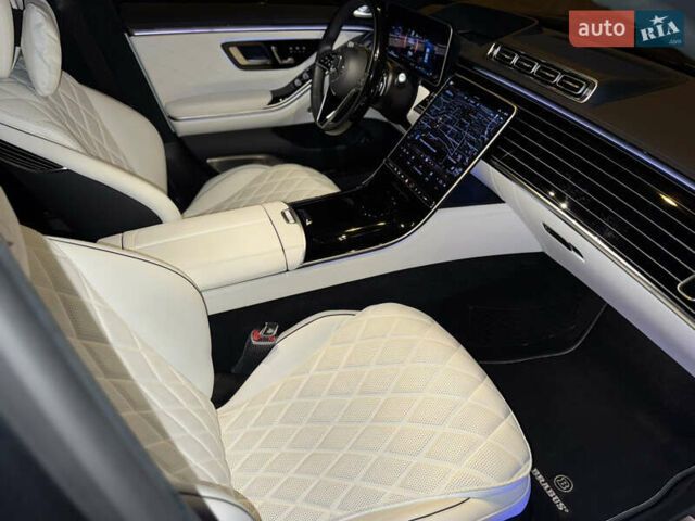 Черный Мерседес С Класс, объемом двигателя 3.98 л и пробегом 23 тыс. км за 185000 $, фото 28 на Automoto.ua