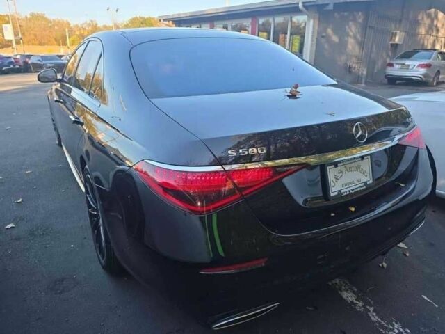 Черный Мерседес С Класс, объемом двигателя 0 л и пробегом 23 тыс. км за 108000 $, фото 3 на Automoto.ua