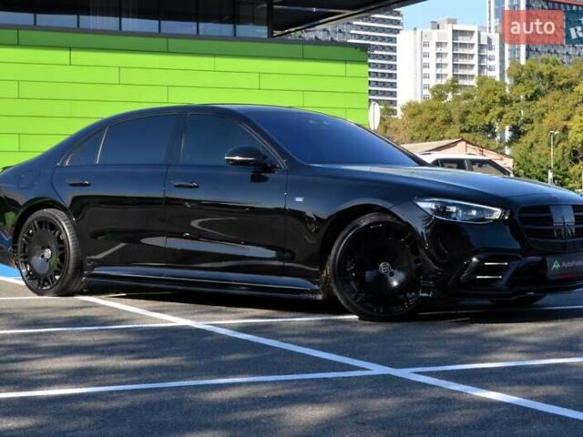 Черный Мерседес С Класс, объемом двигателя 3 л и пробегом 52 тыс. км за 129999 $, фото 2 на Automoto.ua