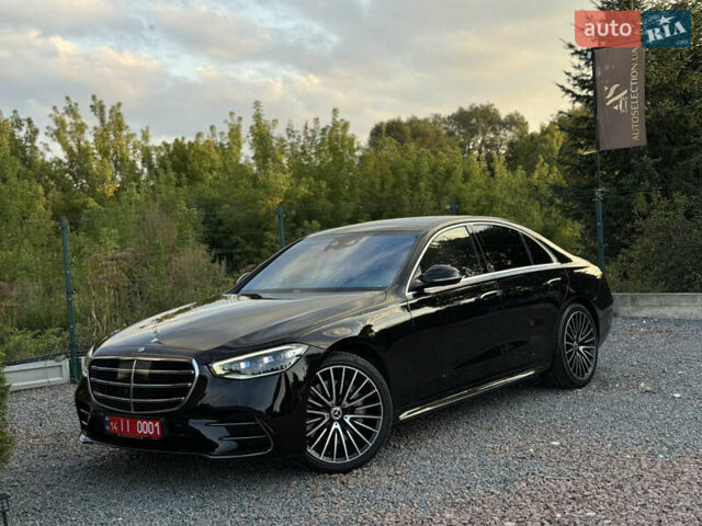 Чорний Мерседес С Клас, об'ємом двигуна 3 л та пробігом 115 тис. км за 115000 $, фото 46 на Automoto.ua
