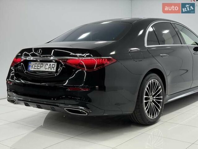 Черный Мерседес С Класс, объемом двигателя 3.98 л и пробегом 22 тыс. км за 125000 $, фото 16 на Automoto.ua