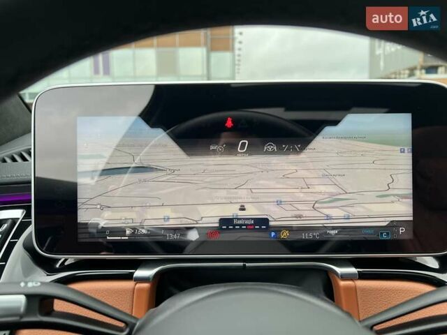 Чорний Мерседес С Клас, об'ємом двигуна 3.98 л та пробігом 18 тис. км за 165000 $, фото 43 на Automoto.ua