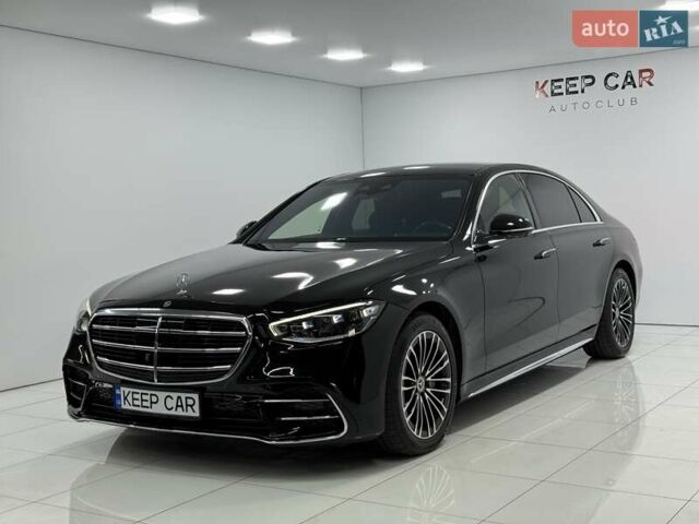 Черный Мерседес С Класс, объемом двигателя 3.98 л и пробегом 22 тыс. км за 129000 $, фото 5 на Automoto.ua