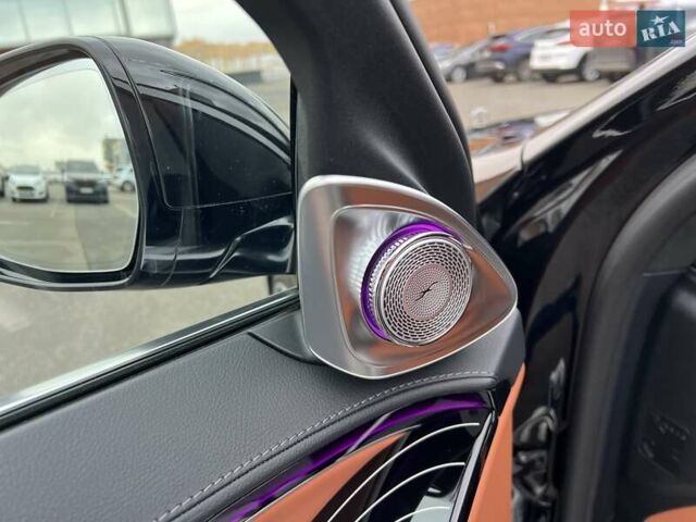 Чорний Мерседес С Клас, об'ємом двигуна 3.98 л та пробігом 18 тис. км за 165000 $, фото 20 на Automoto.ua