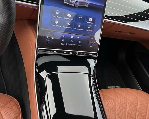 Чорний Мерседес С Клас, об'ємом двигуна 3.98 л та пробігом 18 тис. км за 165000 $, фото 34 на Automoto.ua