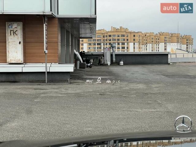 Чорний Мерседес С Клас, об'ємом двигуна 3.98 л та пробігом 18 тис. км за 165000 $, фото 49 на Automoto.ua