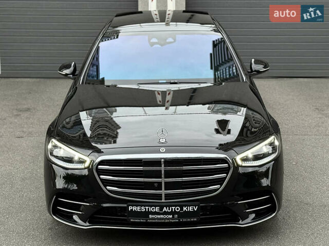 Чорний Мерседес С Клас, об'ємом двигуна 2.99 л та пробігом 17 тис. км за 180000 $, фото 5 на Automoto.ua
