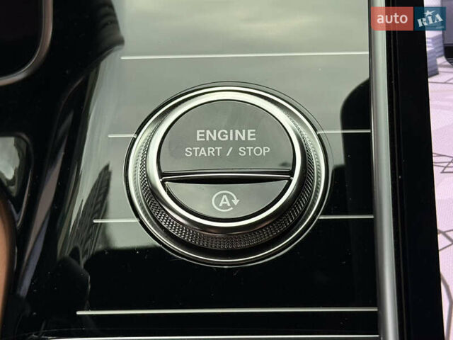 Чорний Мерседес С Клас, об'ємом двигуна 2.99 л та пробігом 17 тис. км за 180000 $, фото 77 на Automoto.ua