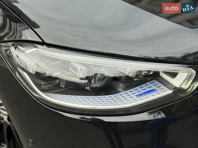 Черный Мерседес С Класс, объемом двигателя 3.98 л и пробегом 46 тыс. км за 179000 $, фото 34 на Automoto.ua