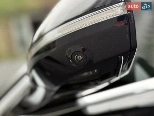 Чорний Мерседес С Клас, об'ємом двигуна 2.99 л та пробігом 17 тис. км за 180000 $, фото 36 на Automoto.ua