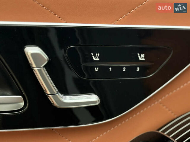 Чорний Мерседес С Клас, об'ємом двигуна 2.99 л та пробігом 17 тис. км за 185000 $, фото 63 на Automoto.ua