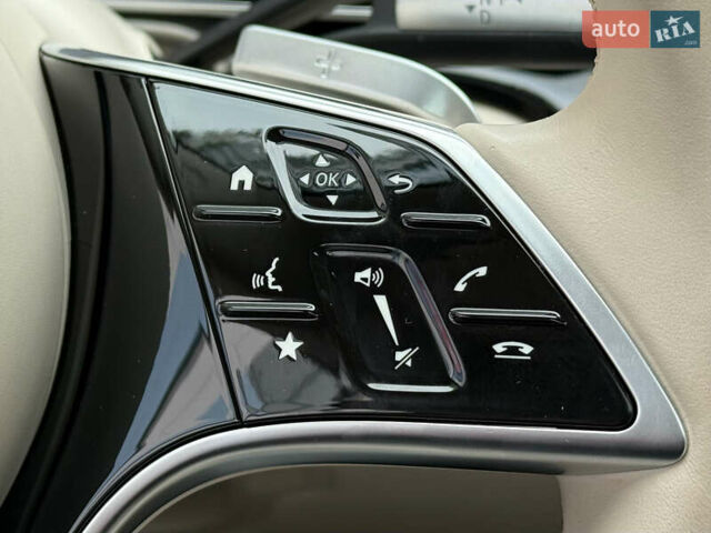 Черный Мерседес С Класс, объемом двигателя 3.98 л и пробегом 46 тыс. км за 179000 $, фото 77 на Automoto.ua