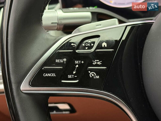 Чорний Мерседес С Клас, об'ємом двигуна 2.99 л та пробігом 17 тис. км за 180000 $, фото 74 на Automoto.ua