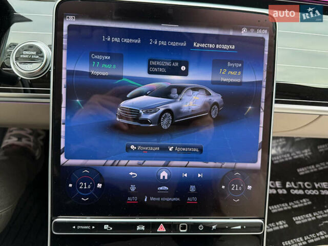 Черный Мерседес С Класс, объемом двигателя 3.98 л и пробегом 46 тыс. км за 172000 $, фото 88 на Automoto.ua