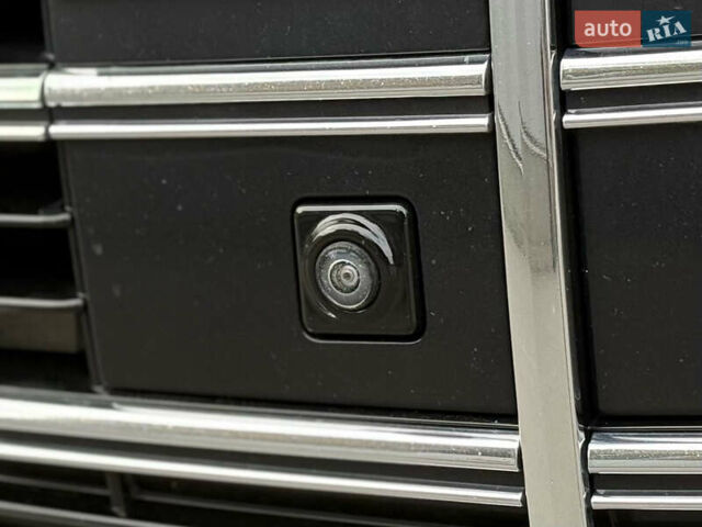 Черный Мерседес С Класс, объемом двигателя 3.98 л и пробегом 46 тыс. км за 178000 $, фото 36 на Automoto.ua