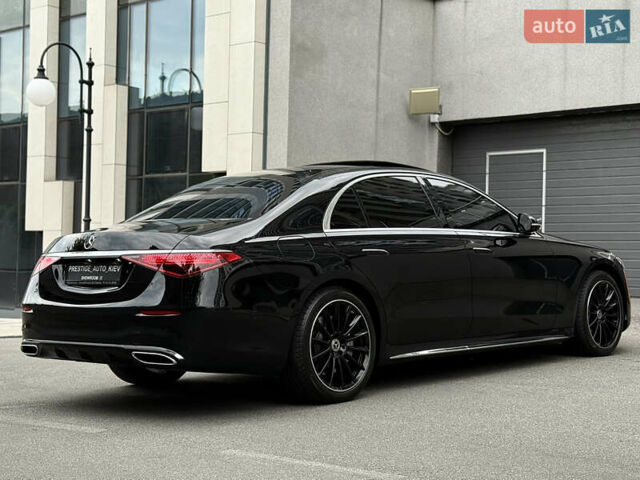 Черный Мерседес С Класс, объемом двигателя 2.99 л и пробегом 17 тыс. км за 175000 $, фото 25 на Automoto.ua