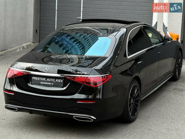 Черный Мерседес С Класс, объемом двигателя 3.98 л и пробегом 46 тыс. км за 172000 $, фото 20 на Automoto.ua