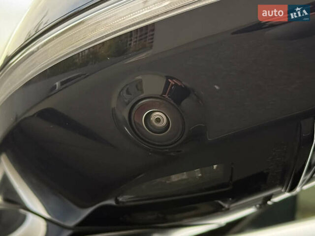 Черный Мерседес С Класс, объемом двигателя 3.98 л и пробегом 46 тыс. км за 172000 $, фото 36 на Automoto.ua