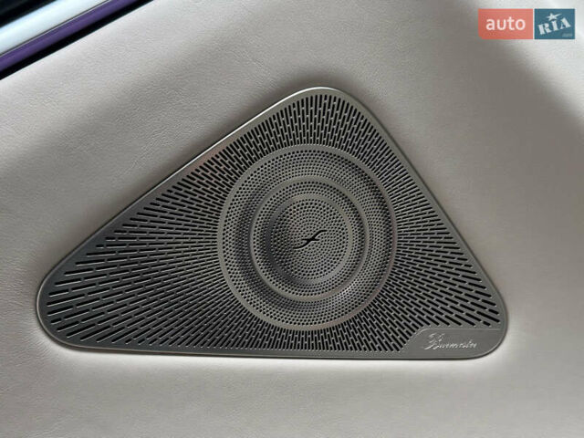 Черный Мерседес С Класс, объемом двигателя 3.98 л и пробегом 46 тыс. км за 178000 $, фото 99 на Automoto.ua