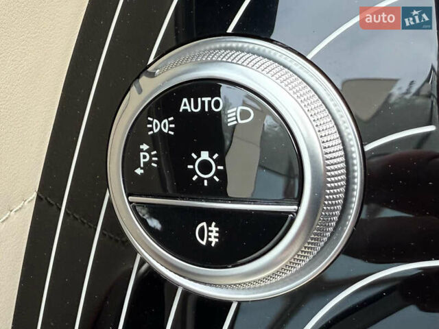 Черный Мерседес С Класс, объемом двигателя 3.98 л и пробегом 46 тыс. км за 179000 $, фото 55 на Automoto.ua