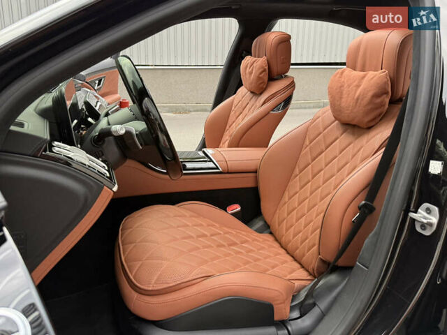 Чорний Мерседес С Клас, об'ємом двигуна 2.99 л та пробігом 17 тис. км за 180000 $, фото 40 на Automoto.ua