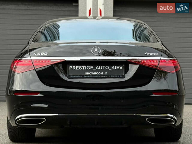 Черный Мерседес С Класс, объемом двигателя 3.98 л и пробегом 46 тыс. км за 178000 $, фото 18 на Automoto.ua