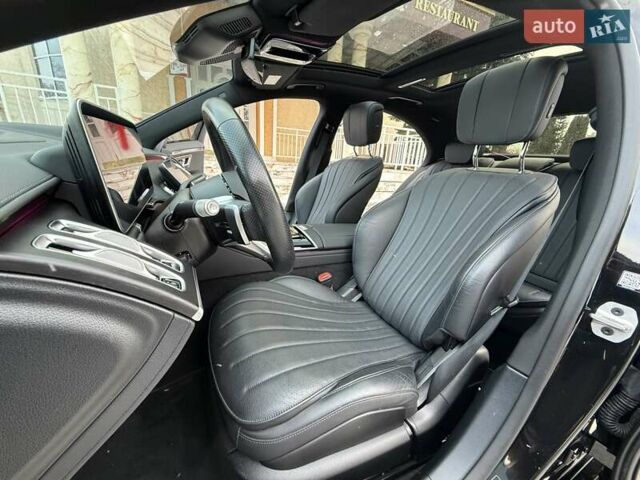 Чорний Мерседес С Клас, об'ємом двигуна 2.93 л та пробігом 26 тис. км за 128000 $, фото 27 на Automoto.ua