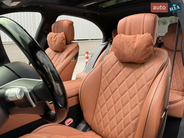 Чорний Мерседес С Клас, об'ємом двигуна 2.99 л та пробігом 17 тис. км за 185000 $, фото 41 на Automoto.ua