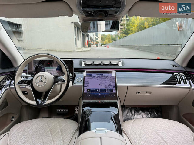 Черный Мерседес С Класс, объемом двигателя 3.98 л и пробегом 46 тыс. км за 178000 $, фото 70 на Automoto.ua