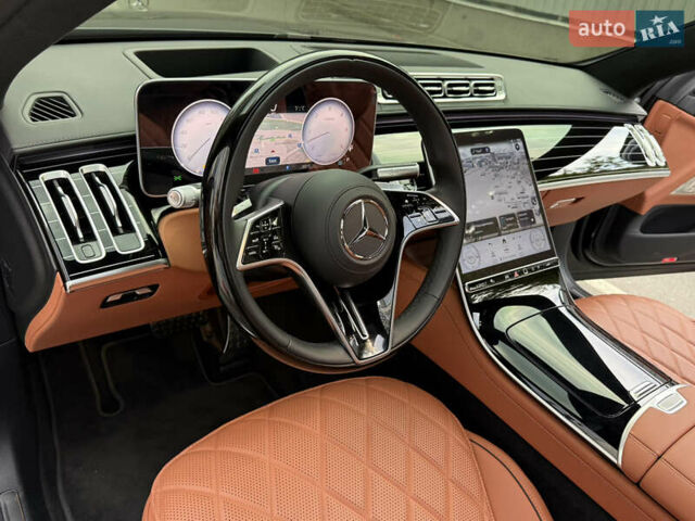 Чорний Мерседес С Клас, об'ємом двигуна 2.99 л та пробігом 17 тис. км за 185000 $, фото 42 на Automoto.ua