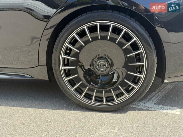 Черный Мерседес С Класс, объемом двигателя 3.98 л и пробегом 1 тыс. км за 399000 $, фото 6 на Automoto.ua