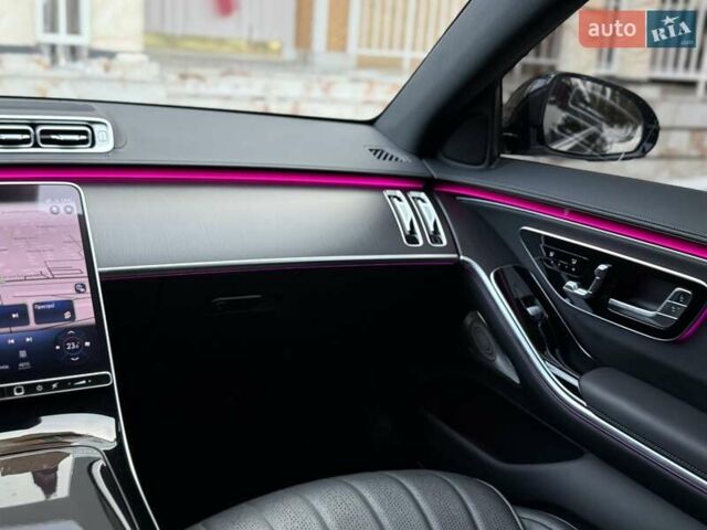 Чорний Мерседес С Клас, об'ємом двигуна 2.93 л та пробігом 26 тис. км за 128000 $, фото 23 на Automoto.ua