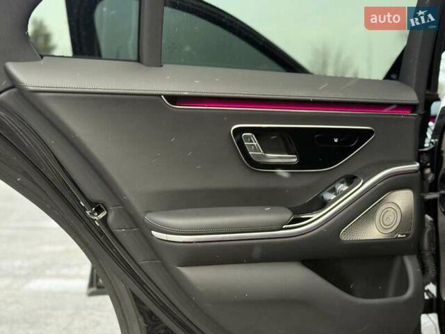 Чорний Мерседес С Клас, об'ємом двигуна 2.93 л та пробігом 26 тис. км за 128000 $, фото 36 на Automoto.ua