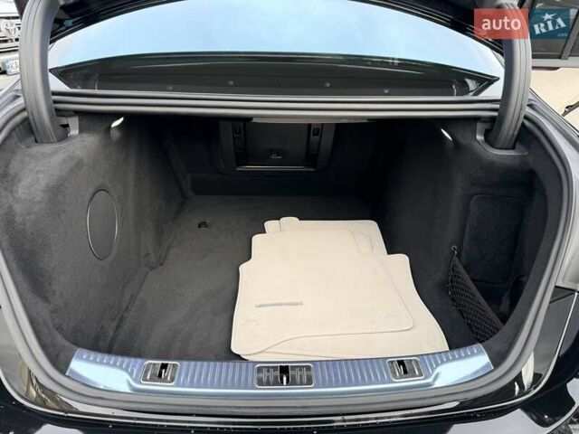 Черный Мерседес С Класс, объемом двигателя 3.98 л и пробегом 1 тыс. км за 214999 $, фото 45 на Automoto.ua