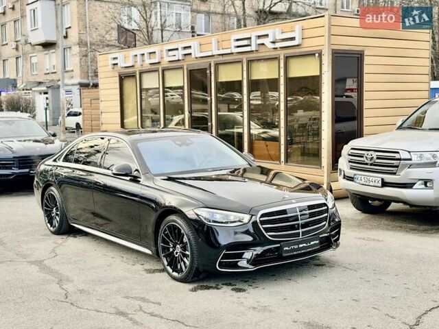 Черный Мерседес С Класс, объемом двигателя 3.98 л и пробегом 1 тыс. км за 214999 $, фото 12 на Automoto.ua