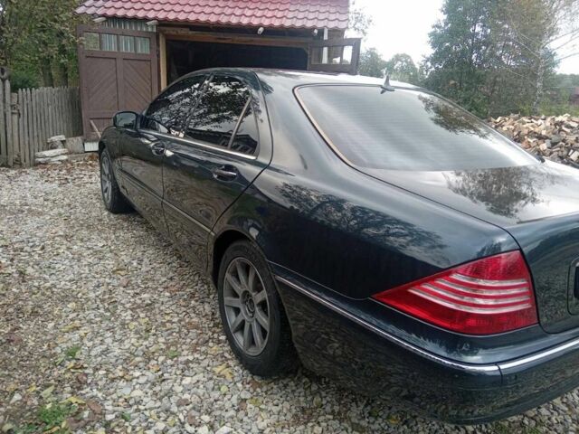 Черный Мерседес С Класс, объемом двигателя 3.2 л и пробегом 321 тыс. км за 4500 $, фото 4 на Automoto.ua