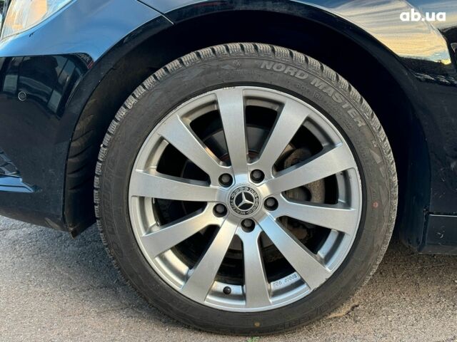 Черный Мерседес С Класс, объемом двигателя 2.2 л и пробегом 240 тыс. км за 10000 $, фото 10 на Automoto.ua