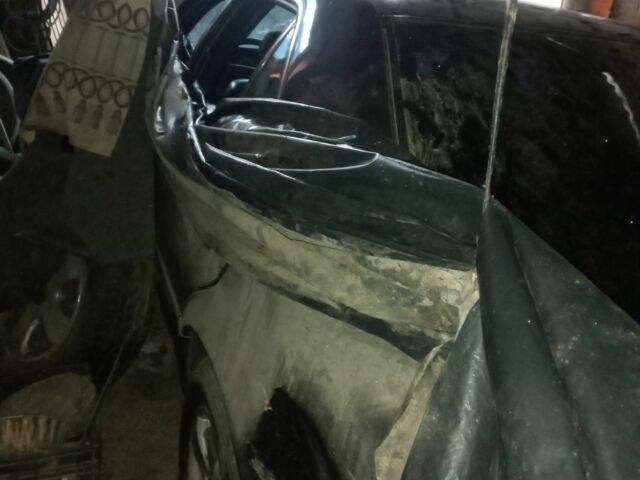 Фиолетовый Мерседес С Класс, объемом двигателя 5 л и пробегом 333 тыс. км за 3000 $, фото 5 на Automoto.ua