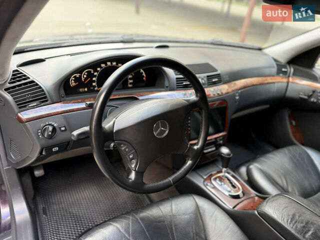 Фіолетовий Мерседес С Клас, об'ємом двигуна 3.2 л та пробігом 398 тис. км за 5500 $, фото 13 на Automoto.ua