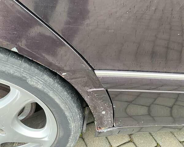 Фиолетовый Мерседес С Класс, объемом двигателя 3.2 л и пробегом 350 тыс. км за 3500 $, фото 6 на Automoto.ua