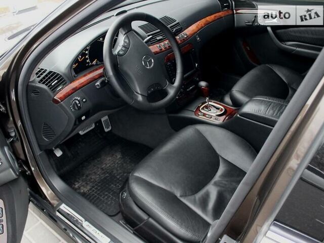 Коричневый Мерседес С Класс, объемом двигателя 0 л и пробегом 290 тыс. км за 11900 $, фото 15 на Automoto.ua