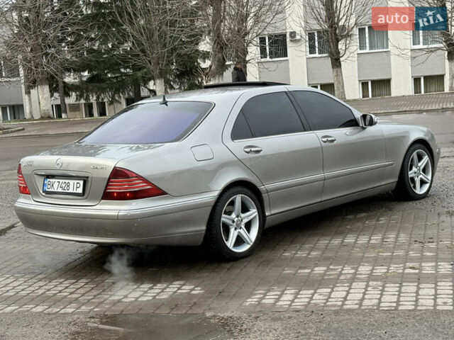 Коричневий Мерседес С Клас, об'ємом двигуна 5 л та пробігом 402 тис. км за 6499 $, фото 25 на Automoto.ua