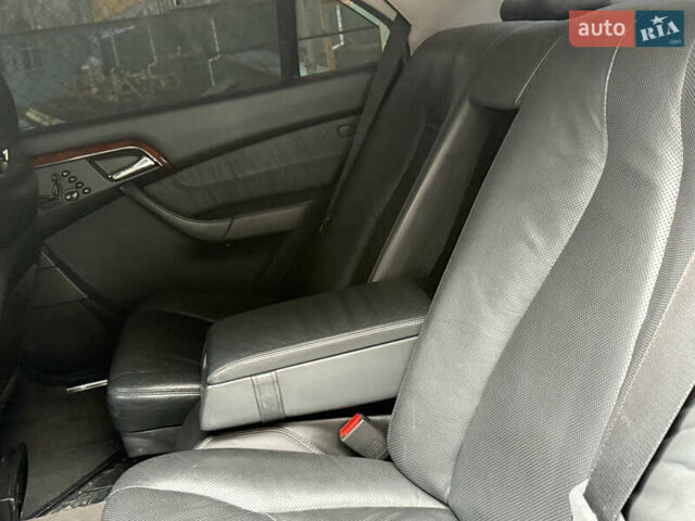 Коричневый Мерседес С Класс, объемом двигателя 5 л и пробегом 402 тыс. км за 6499 $, фото 37 на Automoto.ua